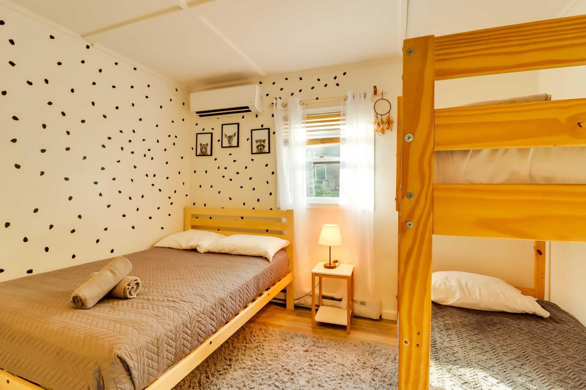 Poconos Ski Retreat With Sauna, Hot Tub, And Game Room เลคฮาร์โมนี ภายนอก รูปภาพ
